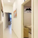 Regina Giovanna 3*